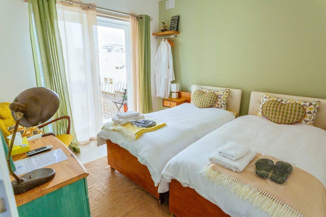 Ghand In-Nanna B&B Mellieha Bagian luar foto