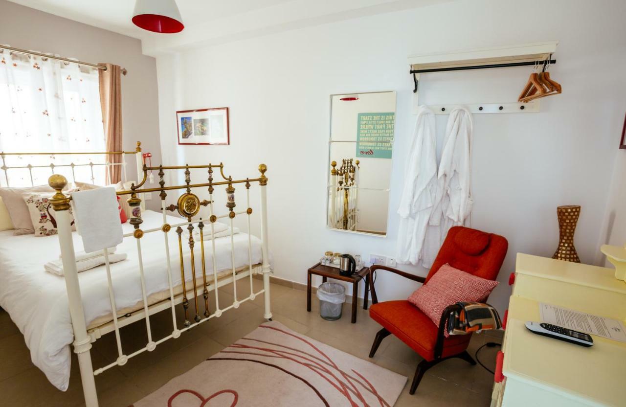 Ghand In-Nanna B&B Mellieha Bagian luar foto